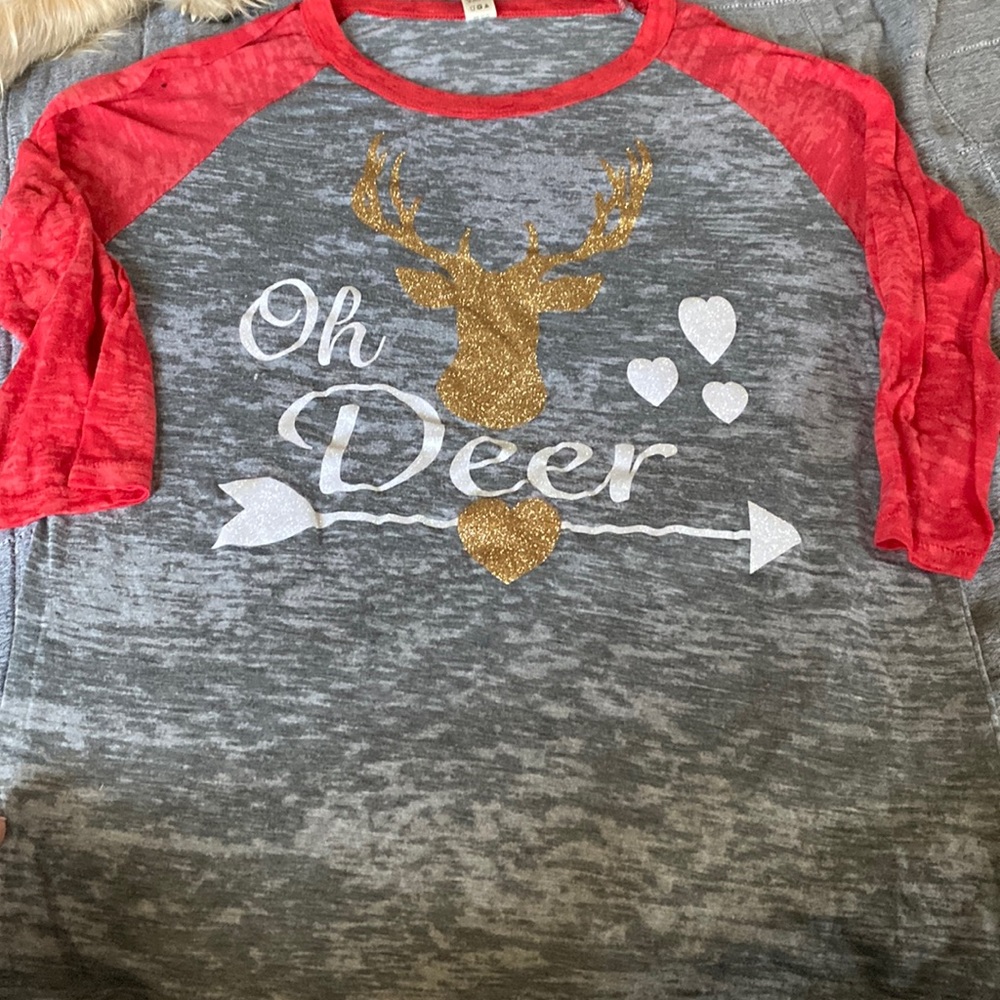 Women’s Holiday Graphic Tee